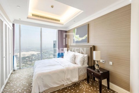 Apartment in Downtown Dubai (Downtown Burj Dubai), Dubai 4 bedrooms, 263.84 sq.m. № 128387 - photo 7