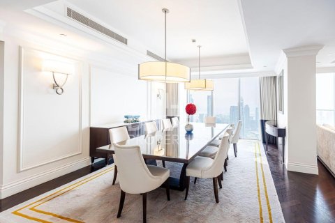 Apartment in Downtown Dubai (Downtown Burj Dubai), Dubai 4 bedrooms, 263.84 sq.m. № 128387 - photo 9
