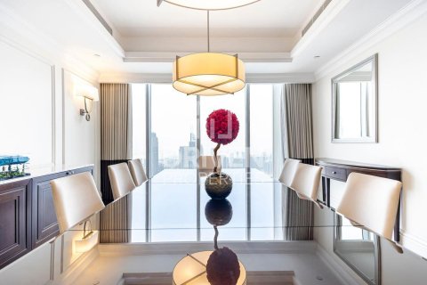 Apartment in Downtown Dubai (Downtown Burj Dubai), Dubai 4 bedrooms, 263.84 sq.m. № 128387 - photo 24