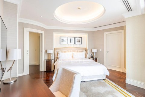Apartment in Downtown Dubai (Downtown Burj Dubai), Dubai 4 bedrooms, 263.84 sq.m. № 128387 - photo 10