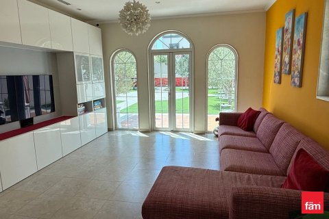 Villa à Jumeirah Park, Dubai, 3 chambres, 677.7 m², № 112540 - photo 10