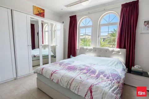 Villa à Jumeirah Park, Dubai, 3 chambres, 677.7 m², № 112540 - photo 8