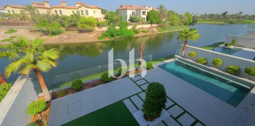 Вилла в Jumeirah Park, Дубай, 5 спален, 631м², № 56280