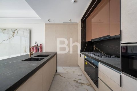 Adosado en Jumeirah Golf Estates, Dubai, 3 dormitorios, 204 m², № 24309 - foto 13