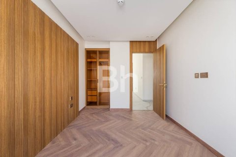 Adosado en Jumeirah Golf Estates, Dubai, 3 dormitorios, 204 m², № 24309 - foto 7
