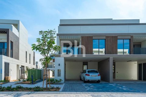 Villa à Tilal Al Ghaf, Dubai, 4 chambres, 317 m², № 24308 - photo 2