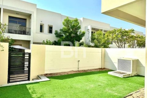 Maison de ville à Town Square, Dubai, 3 chambres, 191 m², № 24307 - photo 2