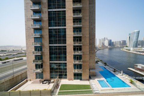 Apartamento en BINGHATTI CANAL en Business Bay, Dubai, 1 dormitorio, 67 m², № 69303 - foto 23