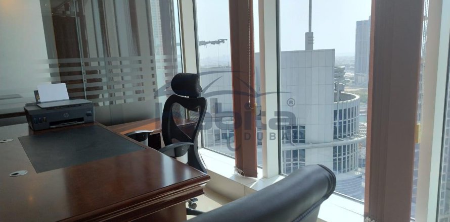 Офис в Бизнес-Бэе, Дубай, 81.5м², № 7682