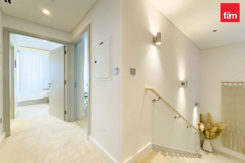 Apartment in Dubai Harbour, Dubai 3 bedrooms, 172.5 sq.m. № 16621 - photo 14