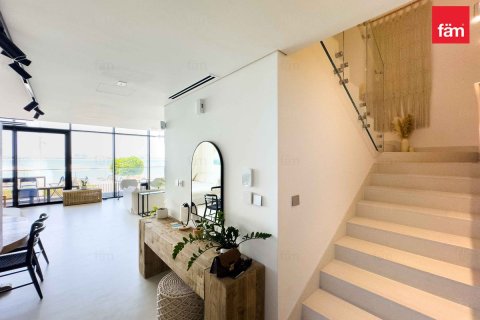 Apartment in Dubai Harbour, Dubai 3 bedrooms, 172.5 sq.m. № 16621 - photo 11