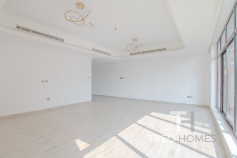 Townhouse in Jumeirah Village Triangle, Dubai 4 bedrooms, 329 sq.m. № 16792 - photo 2