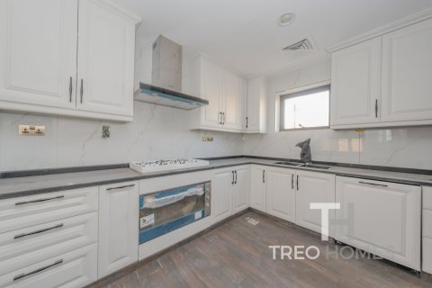 Townhouse in Jumeirah Village Triangle, Dubai 4 bedrooms, 329 sq.m. № 16792 - photo 6