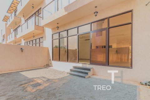 Townhouse in Jumeirah Village Triangle, Dubai 4 bedrooms, 329 sq.m. № 16792 - photo 9
