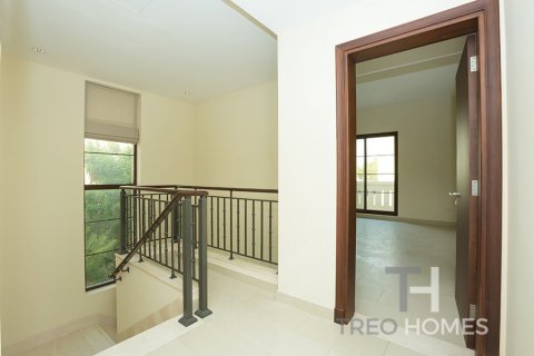 Villa in Casa, Arabian Ranches 2, Dubai 4 bedrooms, 297 sq.m. № 16789 - photo 12