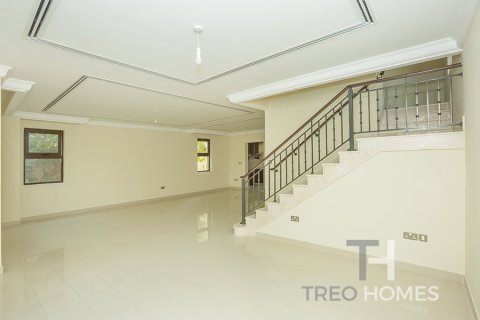 Villa in Casa, Arabian Ranches 2, Dubai 4 bedrooms, 297 sq.m. № 16789 - photo 4