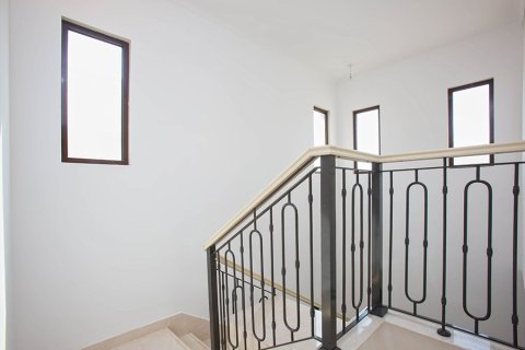 Villa in Arabian Ranches 2, Dubai 3 bedrooms, 294 sq.m. № 16790 - photo 9