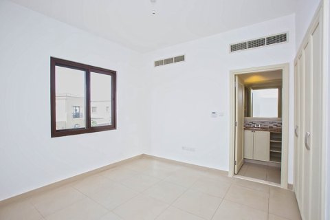 Villa in Arabian Ranches 2, Dubai 3 bedrooms, 294 sq.m. № 16790 - photo 10