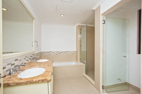 Villa in Arabian Ranches 2, Dubai 3 bedrooms, 294 sq.m. № 16790 - photo 15