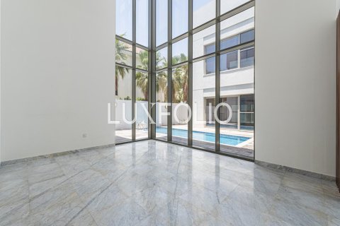 Villa in District One, Mohammed Bin Rashid City, Dubai 5 bedrooms, 724 sq.m. № 45797 - photo 2