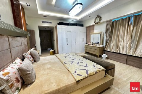 Apartment in Business Bay, Dubai 3 bedrooms, 203 sq.m. № 90380 - photo 21