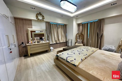 Apartment in Business Bay, Dubai 3 bedrooms, 203 sq.m. № 90380 - photo 19