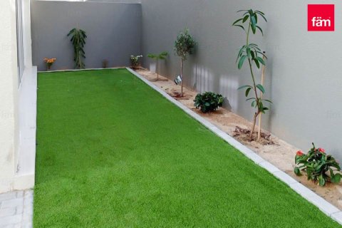 Villa en Dubai, 3 dormitorios, 189.1 m², № 90367 - foto 5