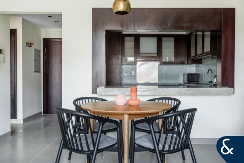 Apartamento en Mosela, The Views, Dubai, 1 dormitorio, 80 m², № 76015 - foto 2