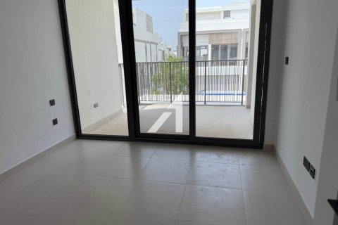 Villa à Aura, Dubai, 5 chambres, 228.1 m², № 63043 - photo 4