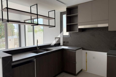 Villa à Aura, Dubai, 5 chambres, 228.1 m², № 63043 - photo 14