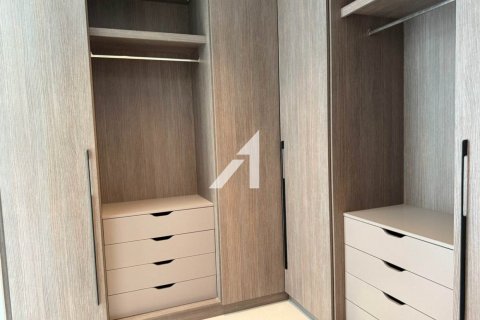 Villa à Aura, Dubai, 5 chambres, 228.1 m², № 63043 - photo 16