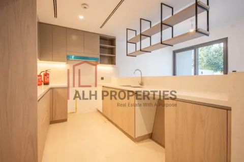 Снять в аренду таунхаус в Tilal Al Ghaf, Дубай: 3 спальни, 140м², № 93278 - фото 9