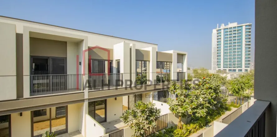 Таунхаус в Tilal Al Ghaf, Дубай, 3 спальни, 140м², № 93278