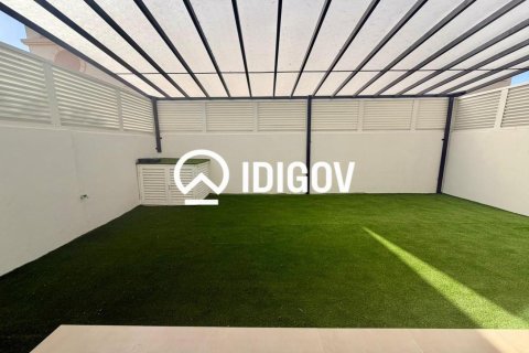 Adosado en Dubai, 3 dormitorios, 178.19 m², № 142459 - foto 7