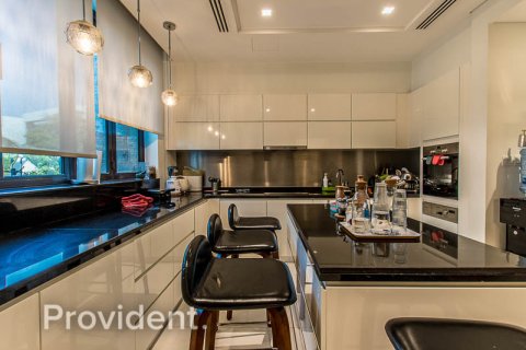 Villa à Dubai, 4 chambres, 388.7 m², № 2609 - photo 11