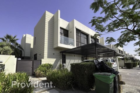 Villa à Dubai, 4 chambres, 388.7 m², № 2609 - photo 27