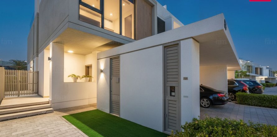 Villa in Dubai Hills Estate, Dubai 3 bedrooms, 287.8 sq.m. № 114108