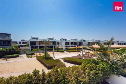 Villa in Dubai Hills Estate, Dubai 3 bedrooms, 287.8 sq.m. № 114108 - photo 10