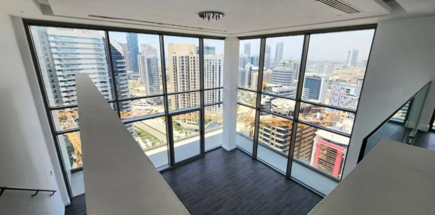 Apartment in Dubai 2 bedrooms, 170.8 sq.m. № 114105