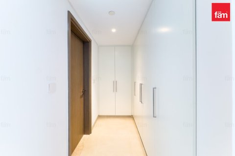 Apartment in City Walk, Dubai 2 bedrooms, 107.1 sq.m. № 114106 - photo 11