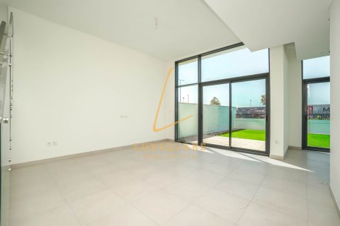 Villa in Al Furjan, Dubai 4 bedrooms, 336 sq.m. № 114471 - photo 8