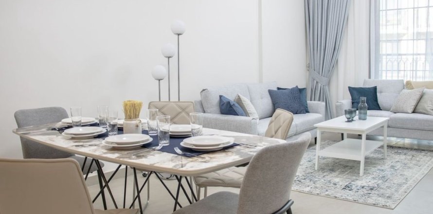 Квартира в Дубае, 1 спальня, 82.6м², № 114479