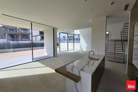 فيلا في دبي 5 غرف نوم , 753.4 م² رقم 96289 - صورة 8