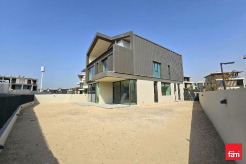 فيلا في دبي 5 غرف نوم , 753.4 م² رقم 96289 - صورة 2