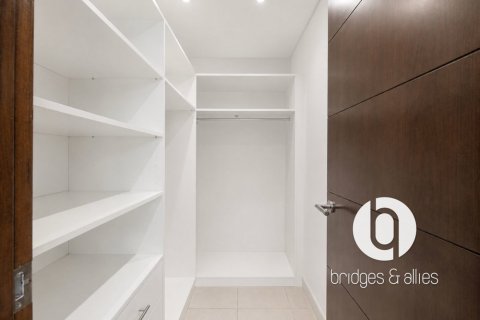 Appartement à Downtown Dubai (Downtown Burj Dubai), Dubai, 3 chambres, 176 m², № 113063 - photo 12