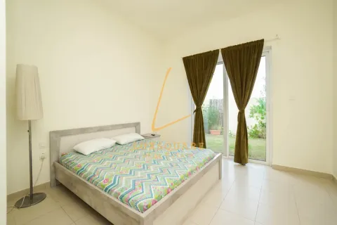 Apartment in EMAAR South, Dubai South (Dubai World Central), Dubai 3 bedrooms, 247 sq.m. № 70307 - photo 8