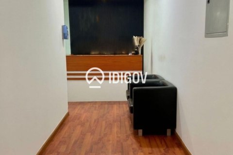 Oficina en Business Bay, Dubai, 127.28 m², № 134711 - foto 9