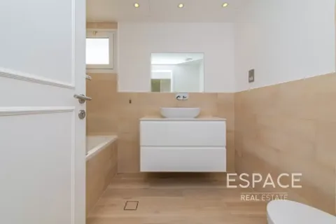 Villa en Meadows, Dubai, 3 dormitorios, 542 m², № 62117 - foto 16