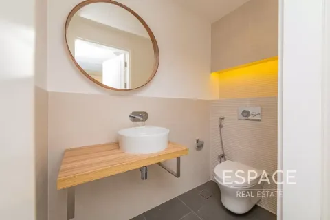 Villa en Meadows, Dubai, 3 dormitorios, 542 m², № 62117 - foto 17