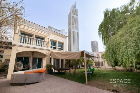 Villa in Jumeirah Village Triangle, Dubai 2 bedrooms, 278 sq.m. № 62132 - photo 3